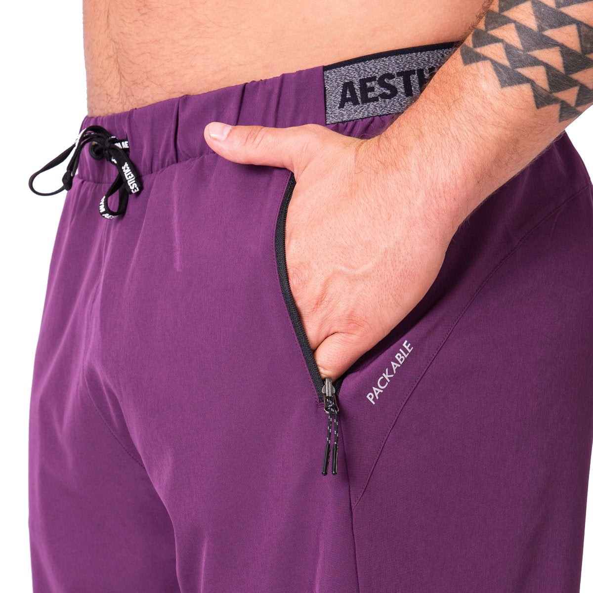Essential 9 inch Shorts for Men